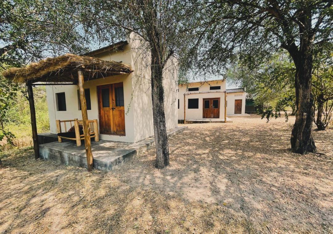Murchison Giraffe Camp Paraa 外观 照片