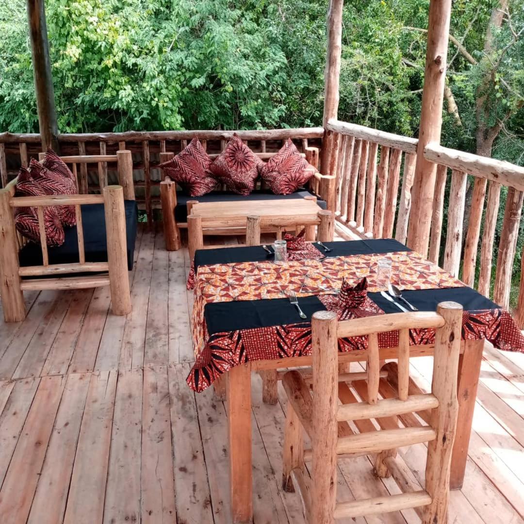Murchison Giraffe Camp Paraa 外观 照片